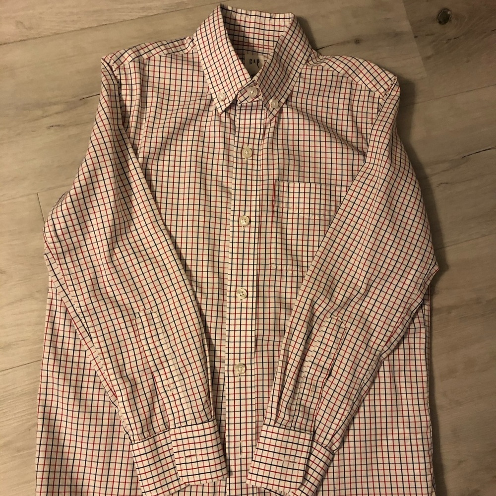 Gap Boy bottom down shirt, like new!